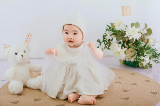 借卵生子咨询孕妇三个月肚子多大